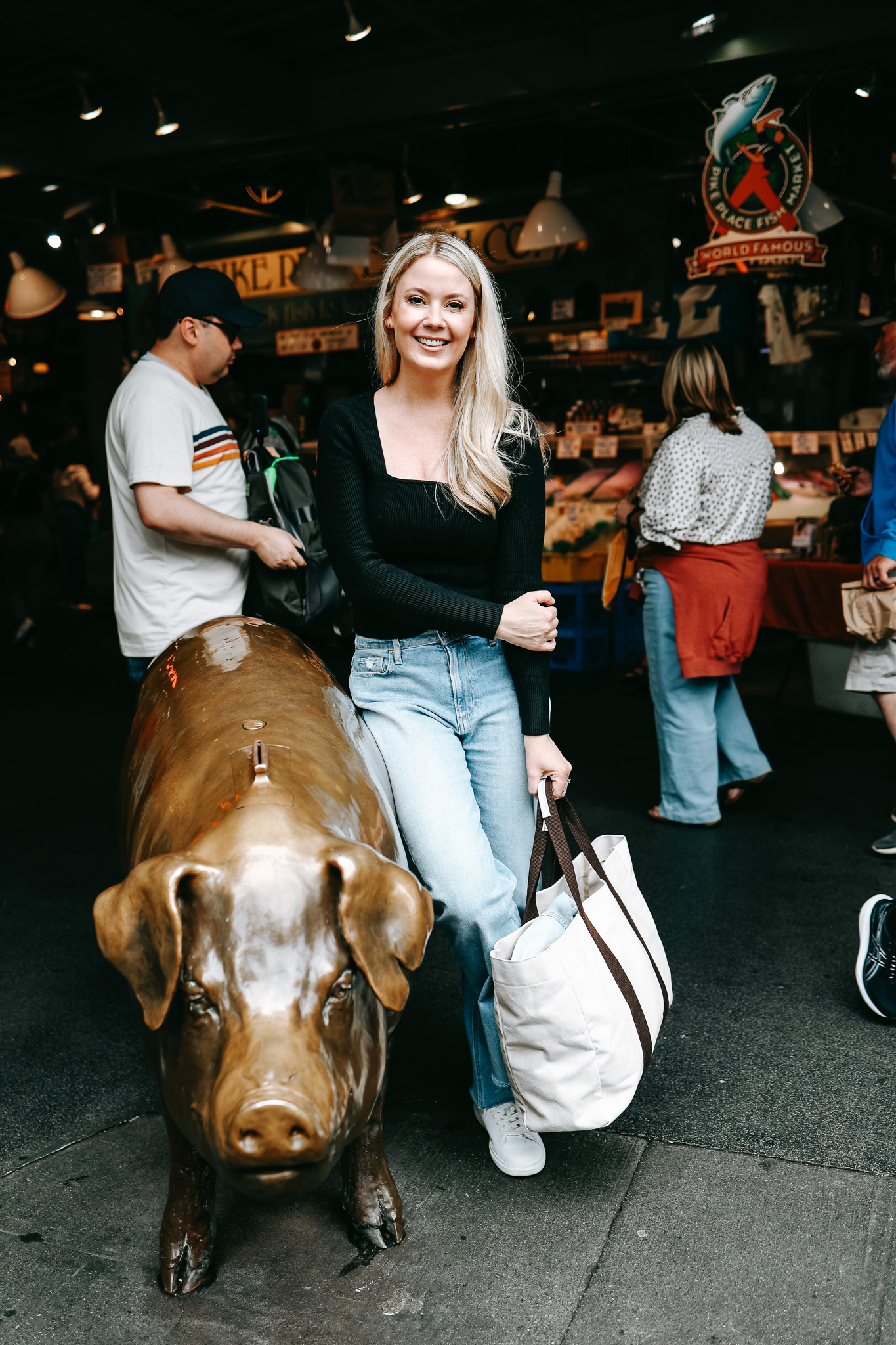 Rachel The Pig: The Original Pike Place Market Mascot